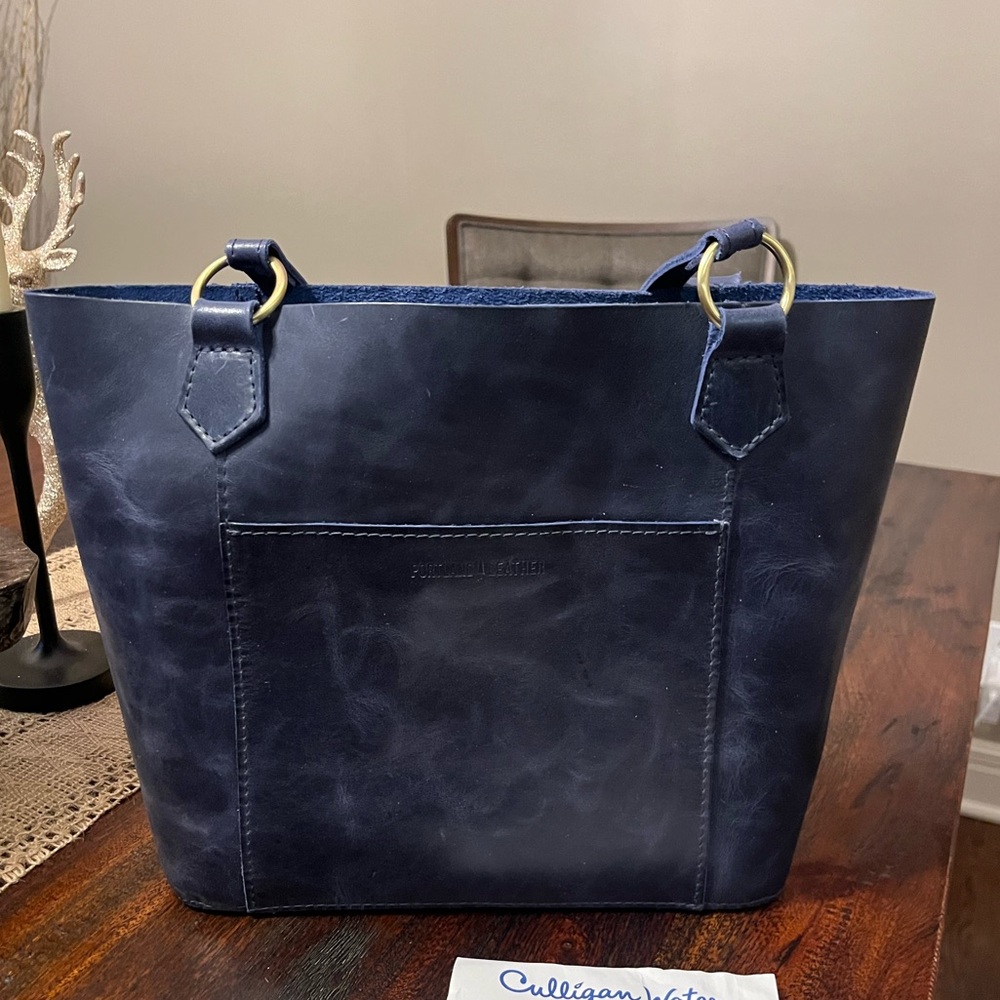 💥Market Tote in Cowboy Blue💥